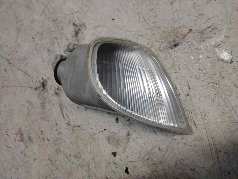 Recambio de piloto delantero derecho para citroën saxo 1.4 referencia OEM IAM   