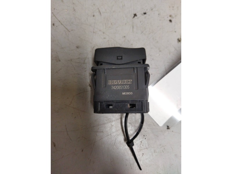 Recambio de interruptor para renault midlum fg xxx.08    e5 corto referencia OEM IAM 7420851305  