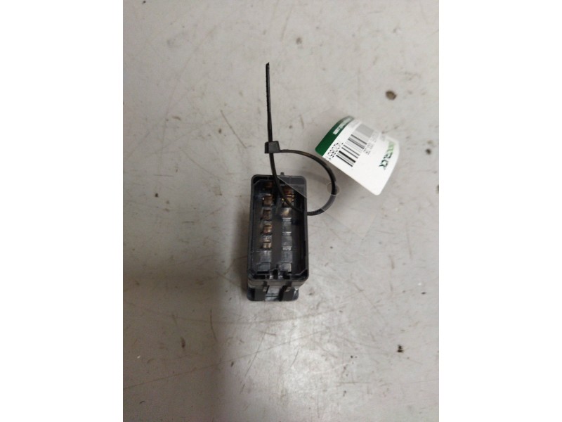 Recambio de interruptor para renault midlum fg xxx.08    e5 corto referencia OEM IAM 7420851305  