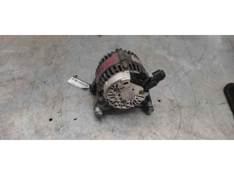 Recambio de alternador para ford fiesta (cbk) ambiente referencia OEM IAM 3S6TAA 3 PINS 