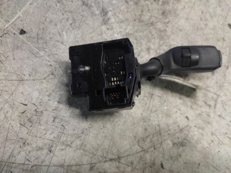Recambio de mando intermitentes para ford transit combi ´06 ft 350 largo referencia OEM IAM 6C1T13335BA 8 PINS 