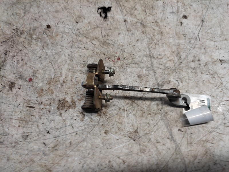 Recambio de retenedor puerta para peugeot 307 break / sw (s1) sw referencia OEM IAM   TRASERA DERECHA