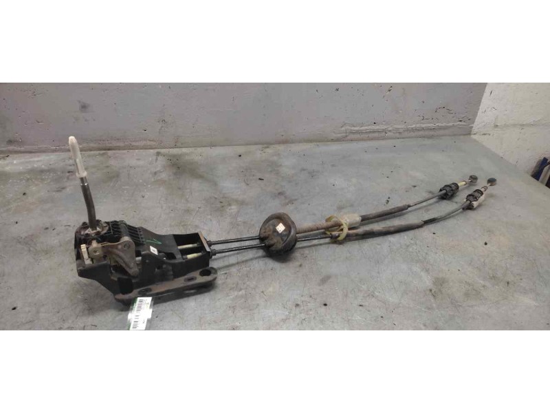 Recambio de palanca cambio para peugeot 208 style referencia OEM IAM   