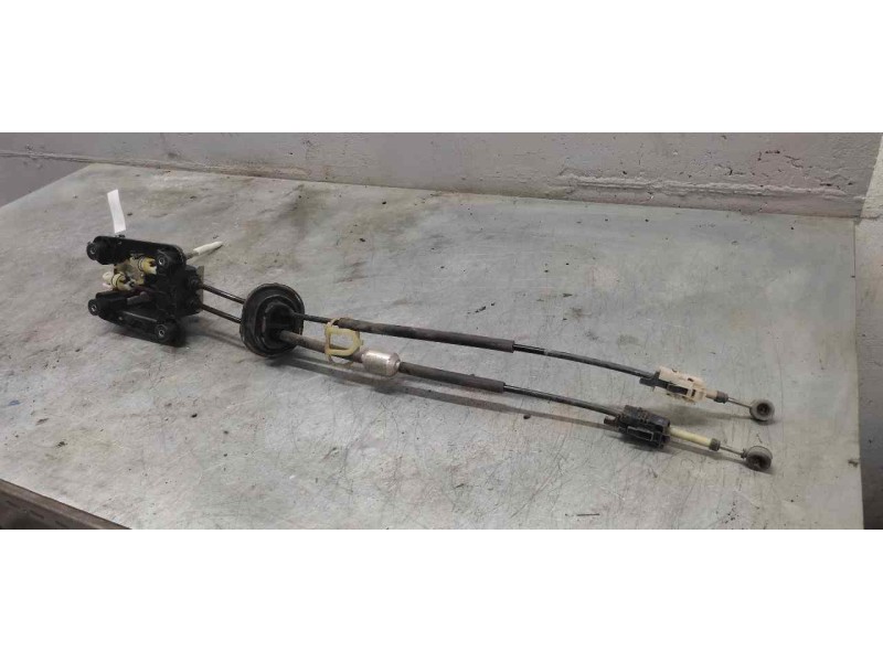 Recambio de palanca cambio para peugeot 208 style referencia OEM IAM   