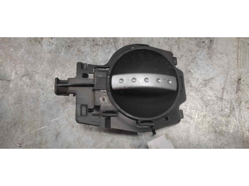 Recambio de maneta interior delantera derecha para citroën c3 1.1 referencia OEM IAM 9647164377  