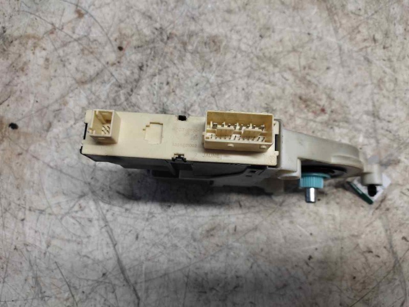 Recambio de motor elevalunas delantero izquierdo para peugeot 307 berlina (s2) 1.6 hdi referencia OEM IAM 996385103  