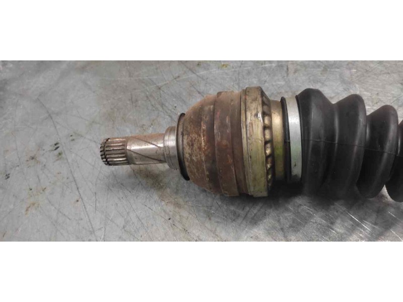 Recambio de transmision delantera izquierda para opel astra g berlina club referencia OEM IAM  27MM MANGUETA 24MM CAMBIO