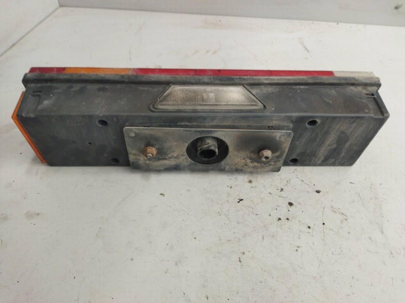 Recambio de piloto trasero izquierdo para iveco stralis (as) 12.9 diesel referencia OEM IAM   PILOTO UNIVERSAL CAMION