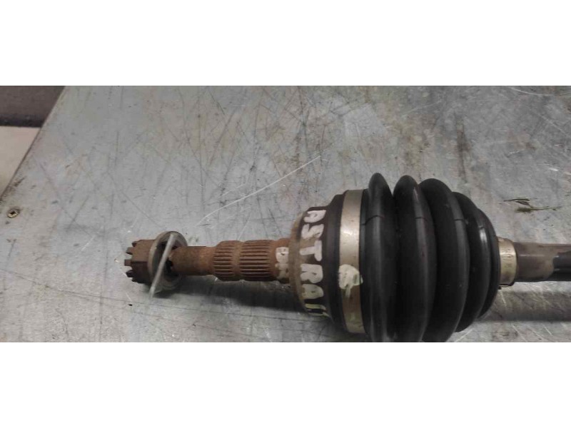 Recambio de transmision delantera derecha para opel astra g berlina club referencia OEM IAM  27MM MANGUETA 24MM CAMBIO