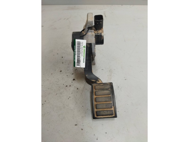 Recambio de pedal acelerador para volvo fm 12 2002  12.1 diesel (d12d420) referencia OEM IAM 82627979  