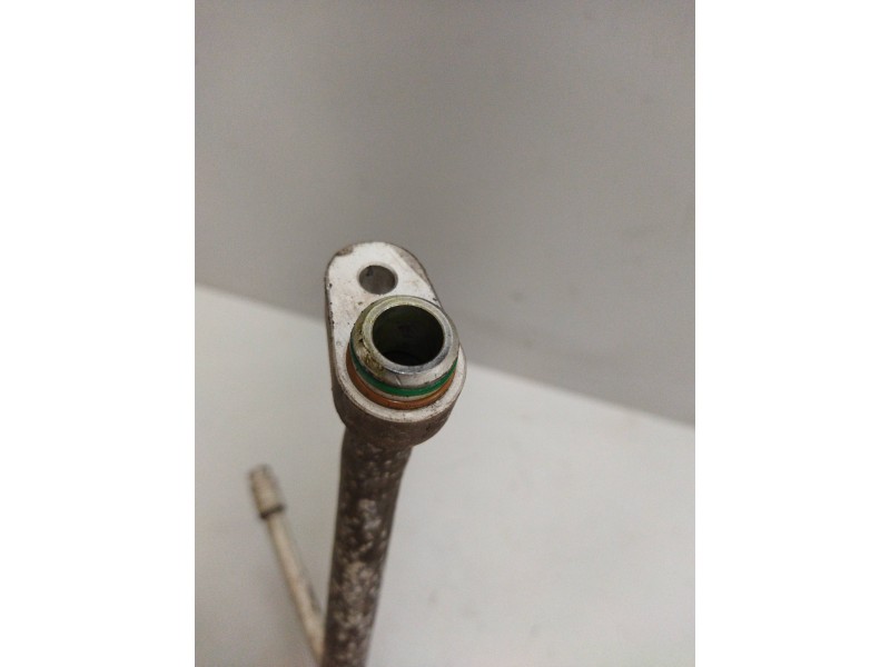 Recambio de tubos aire acondicionado para iveco daily combi referencia OEM IAM 504158579  