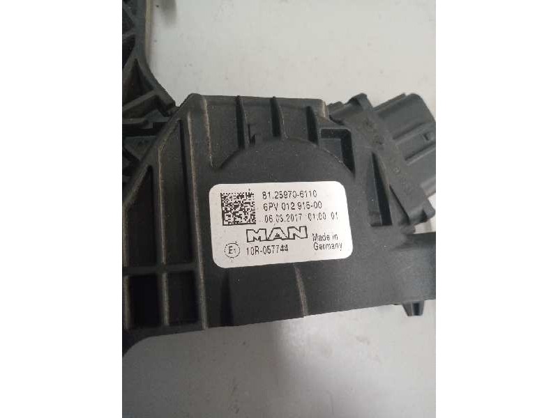 Recambio de pedal acelerador para man tgx 18.xxx 12.4 diesel referencia OEM IAM 81259706110  