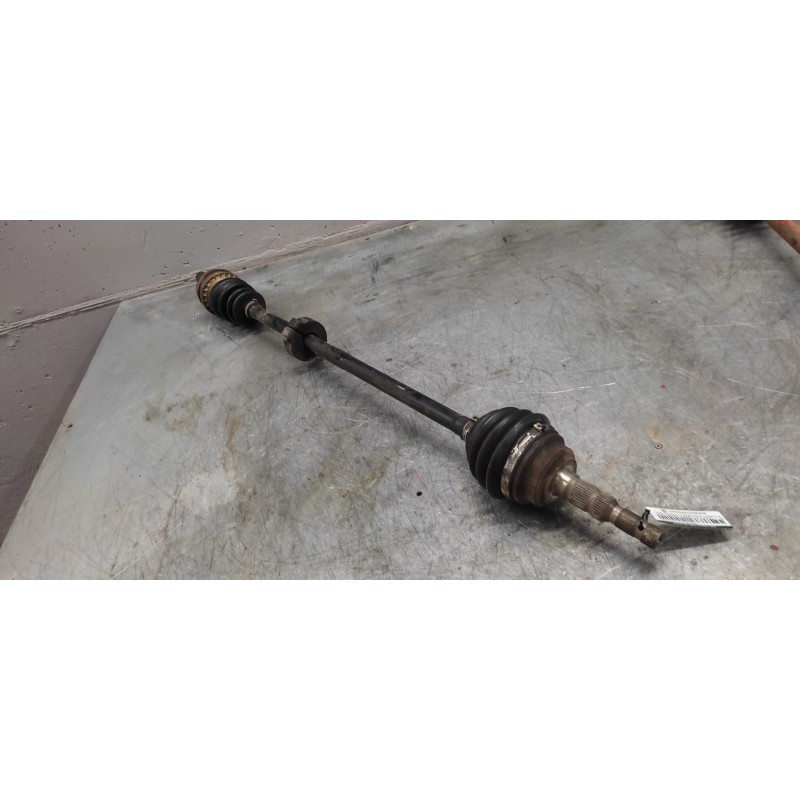Recambio de transmision delantera derecha para opel astra g berlina comfort referencia OEM IAM  27MM MANGUETA 24MM CAMBIO