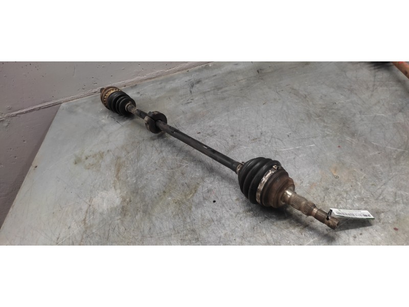 Recambio de transmision delantera derecha para opel astra g berlina comfort referencia OEM IAM  27MM MANGUETA 24MM CAMBIO