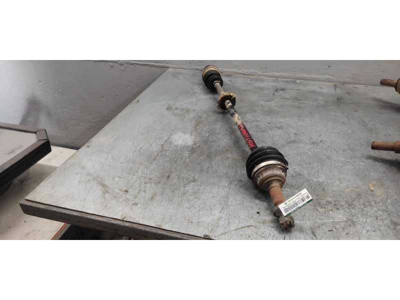 Recambio de transmision delantera derecha para opel astra g berlina comfort referencia OEM IAM  27MM MANGUETA 24MM CAMBIO