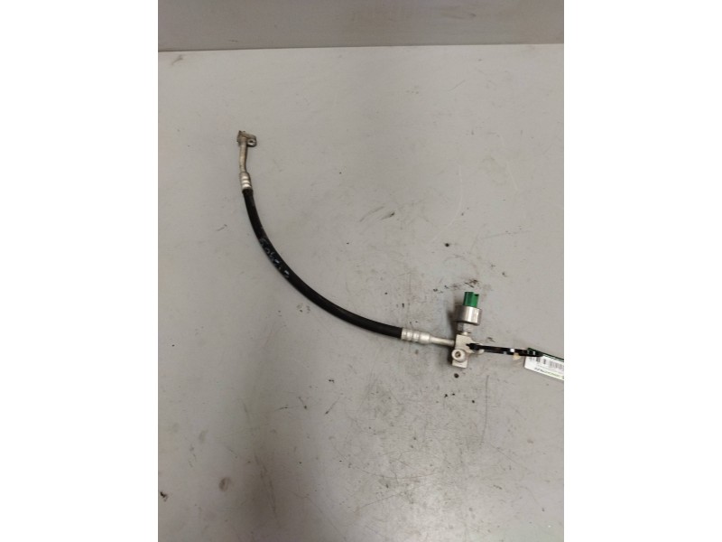 Recambio de tubos aire acondicionado para iveco daily combi referencia OEM IAM 504158577  