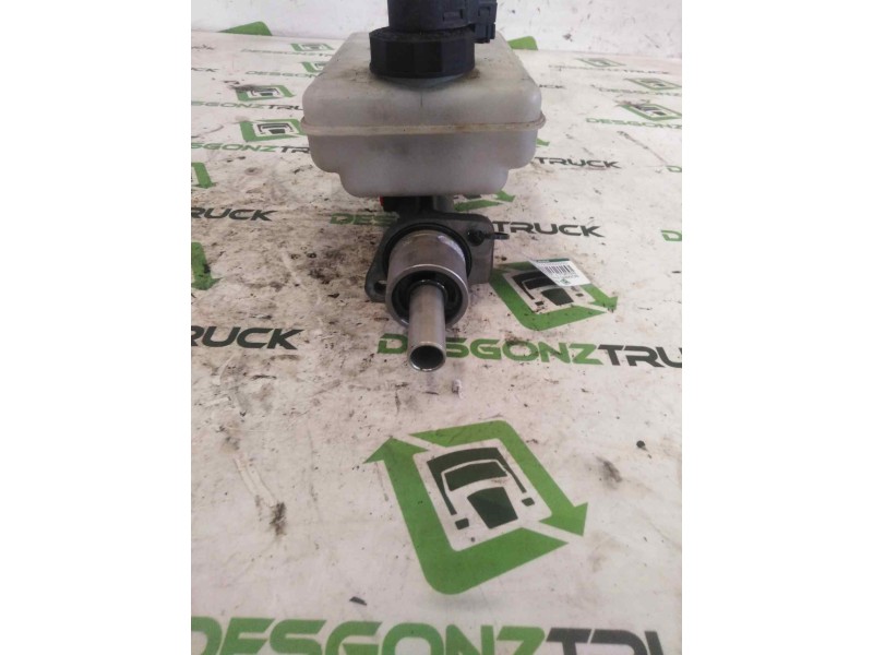 Recambio de bombin freno para renault mascott fg 120. 35/55/65 cabina individual referencia OEM IAM 21027999 BOSCH 