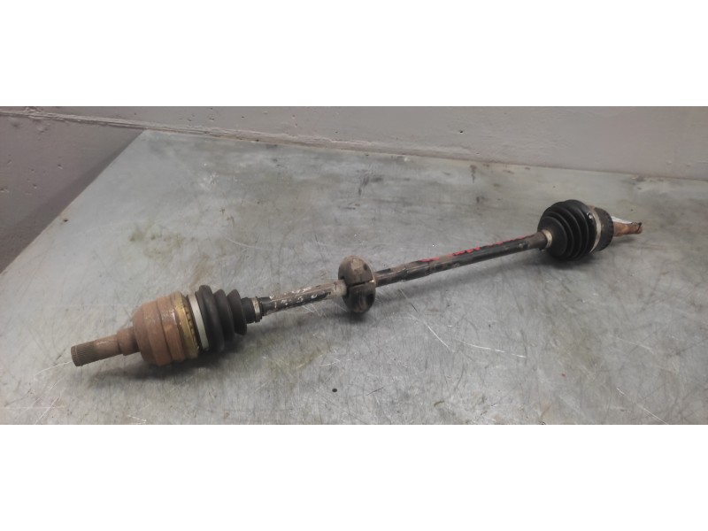 Recambio de transmision delantera derecha para opel vectra b berlina cd referencia OEM IAM  27MM MANGUETA Y CAMBIO 