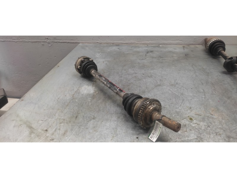 Recambio de transmision delantera izquierda para opel omega b cd berlina referencia OEM IAM  29MM MANGUETA 