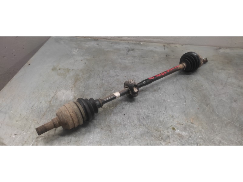 Recambio de transmision delantera derecha para opel vectra b berlina cd referencia OEM IAM  27MM MANGUETA Y CAMBIO 