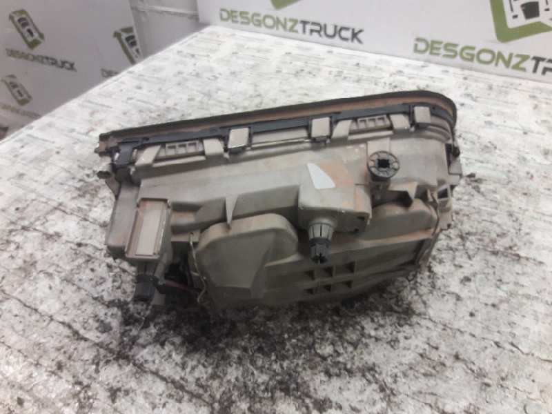 Recambio de faro izquierdo para mercedes-benz clase c (w202) berlina 180 (202.018) referencia OEM IAM   