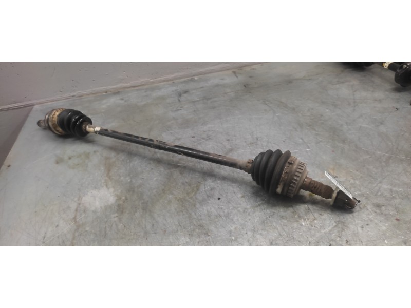 Recambio de transmision delantera derecha para opel vectra b berlina cd referencia OEM IAM  27MM MANGUETA 24MM CAMBIO