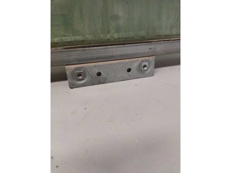 Recambio de luna delantera derecha para iveco daily combi referencia OEM IAM 500336475  