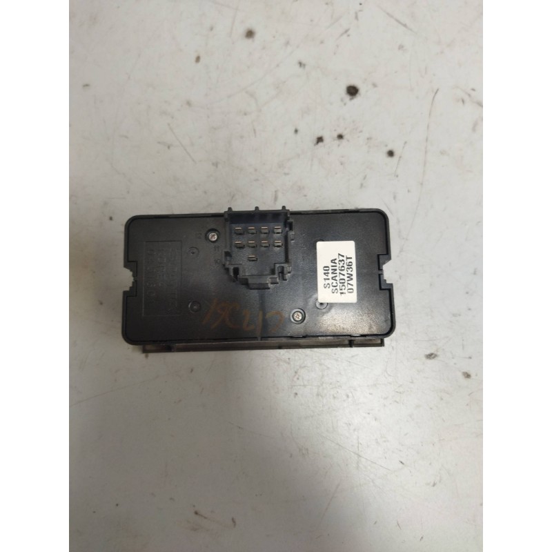 Recambio de mando luces para scania serie p/g/r (l-clase) 11.7 diesel referencia OEM IAM 1507637  