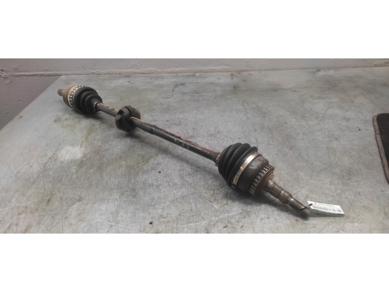 Recambio de transmision delantera derecha para opel vectra b berlina cd referencia OEM IAM  27MM MANGUETA Y CAMBIO 