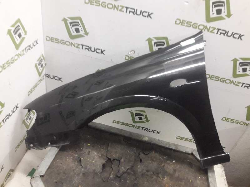 Recambio de aleta delantera izquierda para nissan almera (n16/e) acenta referencia OEM IAM   