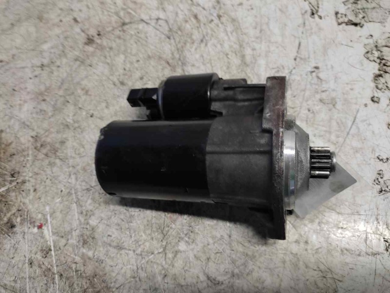 Recambio de motor arranque para seat leon (1m1) stella referencia OEM IAM 020911023F 0001121006 9 DIENTES