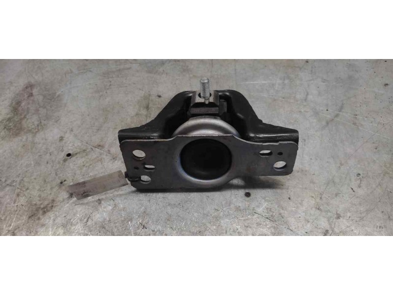 Recambio de soporte motor derecho para renault clio iii dynamique referencia OEM IAM 8200281186  
