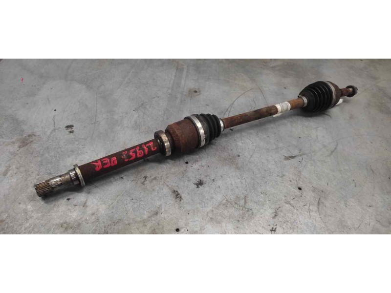 Recambio de transmision delantera derecha para renault clio iii dynamique referencia OEM IAM 8200557126  