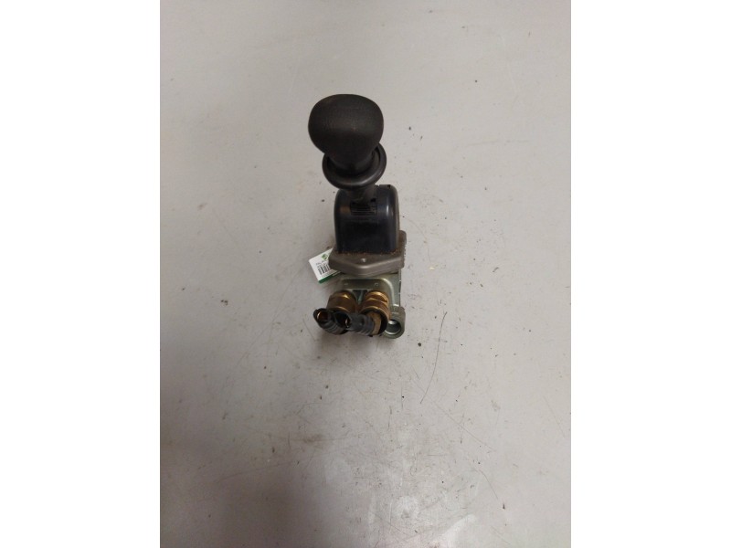 Recambio de palanca freno de mano para renault midlum 7.2 diesel referencia OEM IAM 5010525008 9617230360 
