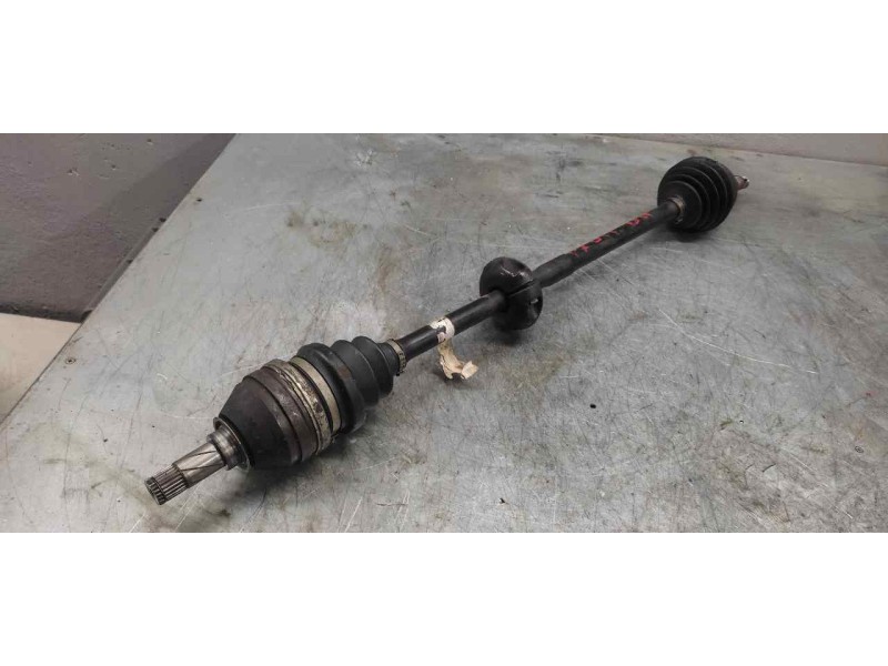 Recambio de transmision delantera derecha para opel astra g berlina club referencia OEM IAM  27MM MANGUETA 24MM CAMBIO