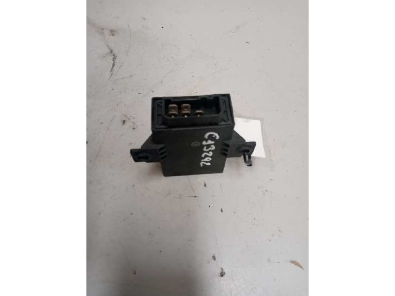 Recambio de modulo electronico para scania trucks serie 4 bus k114 referencia OEM IAM 0331801300  