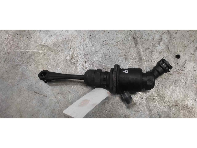 Recambio de bombin embrague para ford mondeo berlina (ge) ambiente (06.2003) (d) referencia OEM IAM   