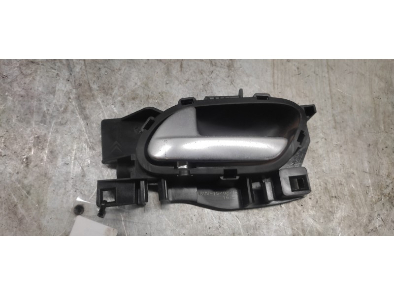 Recambio de maneta interior trasera izquierda para peugeot 208 style referencia OEM IAM 96555518VV  
