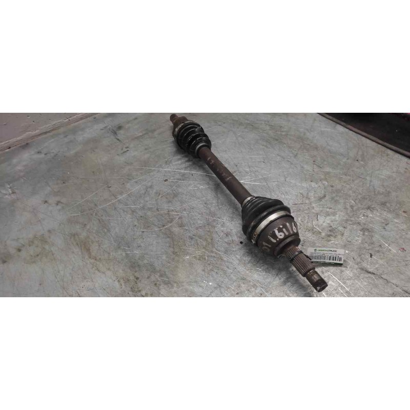 Recambio de transmision delantera izquierda para ford focus berlina (cak) ghia referencia OEM IAM  27CM MANGUETA 25CM CAMBIO