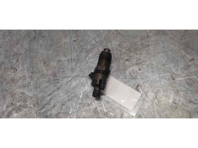 Recambio de inyector para nissan serena (c23m) 2.3 diesel referencia OEM IAM KCN18P1 BOSCH 