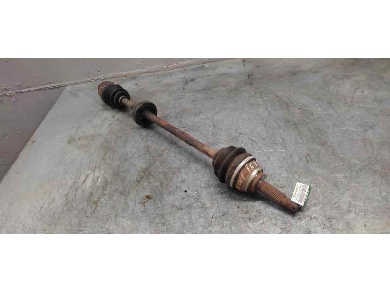 Recambio de transmision delantera derecha para hyundai accent (lc) gls referencia OEM IAM  26CM MANGUETA Y CAMBIO 