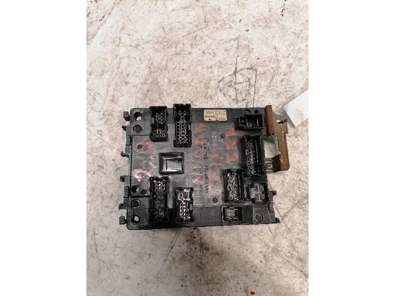 Recambio de caja reles / fusibles para nissan almera (n15) 2.0 diesel referencia OEM IAM 243502N300H  