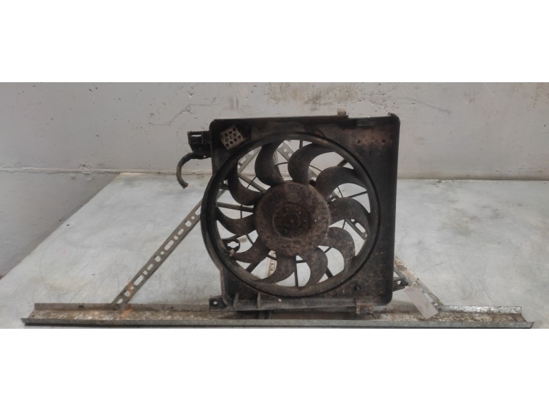 Recambio de electroventilador para opel astra h ber. 1.7 16v cdti referencia OEM IAM 0130303304 24467444 
