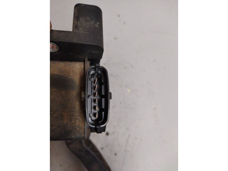 Recambio de pedal acelerador para iveco daily combi referencia OEM IAM 504061734 0281002632 