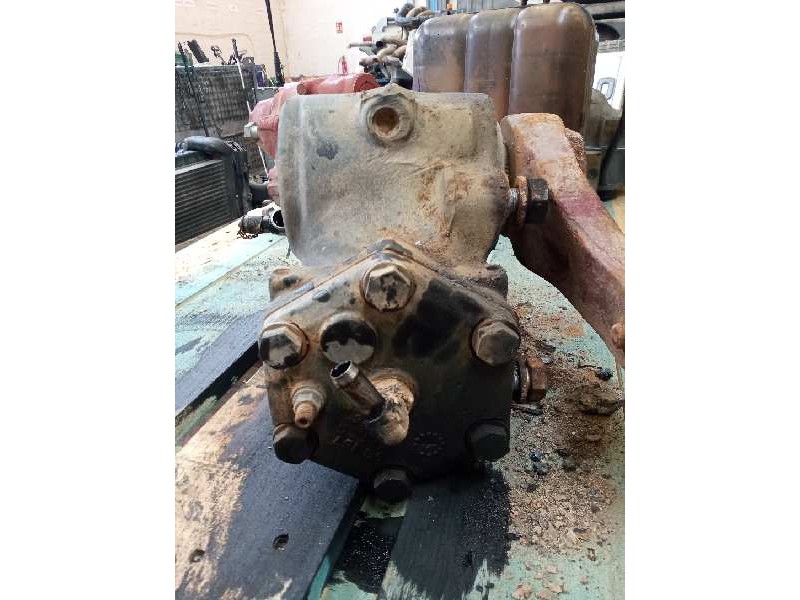 Recambio de caja direccion para renault ae 420 ti magnum e1 referencia OEM IAM 8098955112  