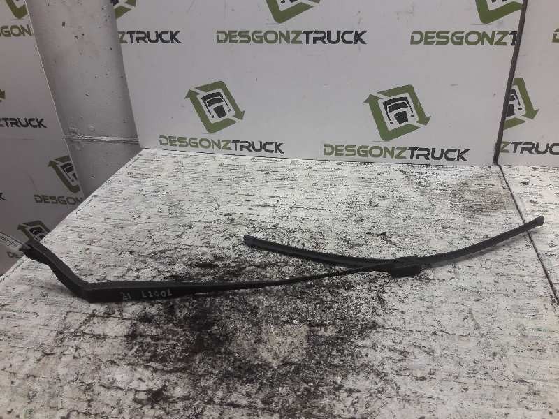 Recambio de brazo limpia delantero izquierdo para peugeot boxer kombi (rs3000)(333) hdi standart (333) referencia OEM IAM   