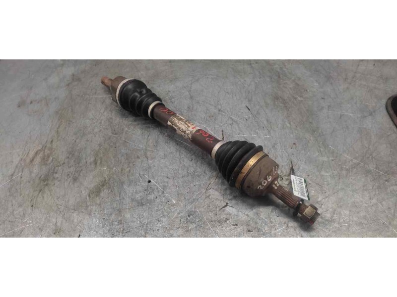 Recambio de transmision delantera izquierda para peugeot 206 berlina xn referencia OEM IAM  23CM MANGUETA 24CM CAMBIO