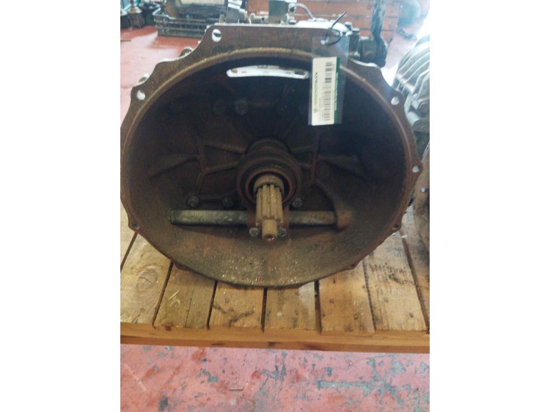 Recambio de caja cambios para nissan trucks m 130.17 referencia OEM IAM S636 1290052127 