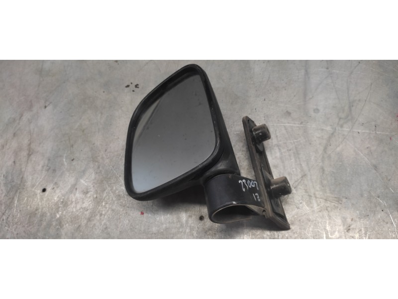 Recambio de retrovisor izquierdo para hyundai h 1 h 1 furg.caja cerr.c. puerta referencia OEM IAM   
