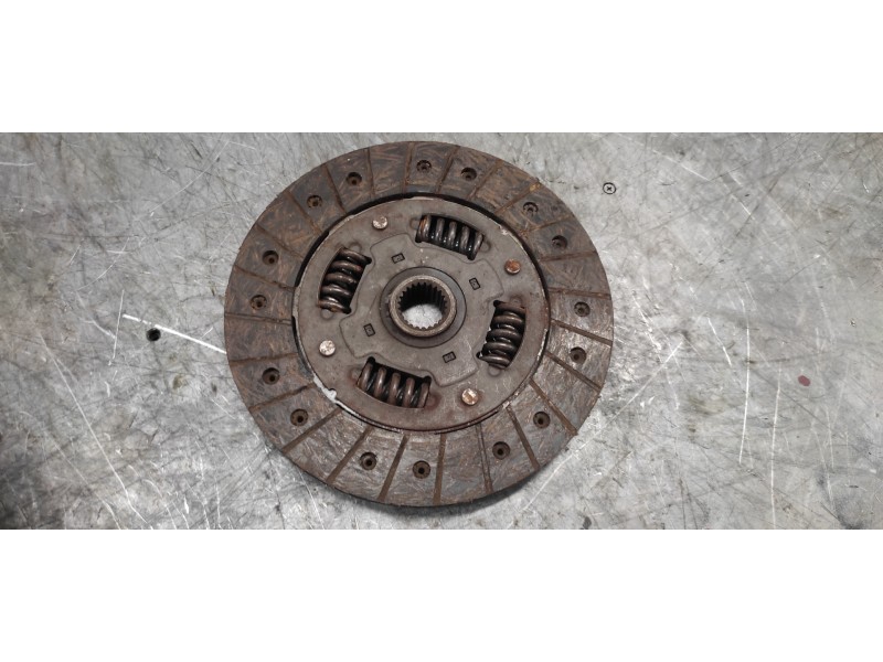 Recambio de kit embrague para nissan serena (c23m) 2.3 diesel referencia OEM IAM   VALEO